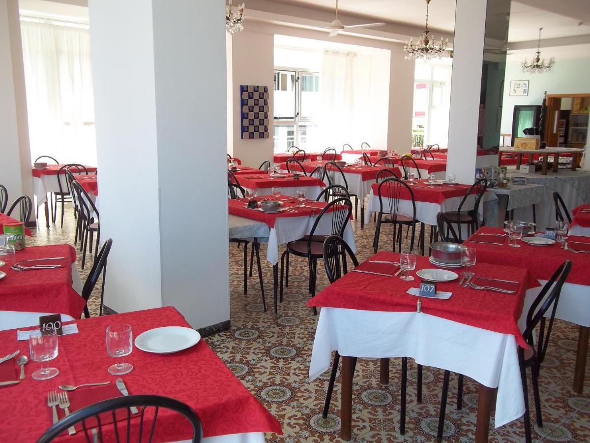 Hotel Italia Senigallia Exteriör bild