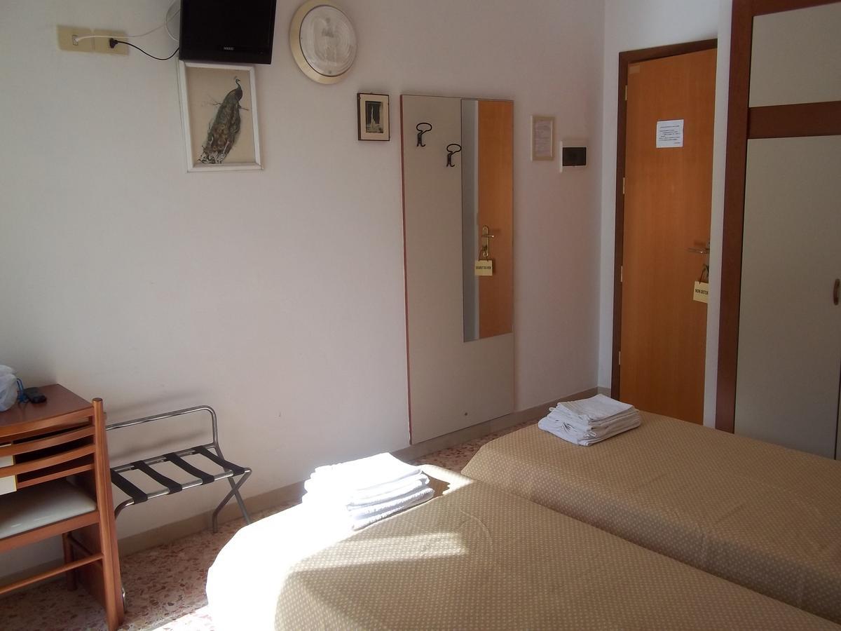 Hotel Italia Senigallia Exteriör bild